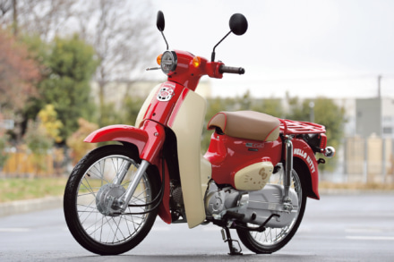 【LSS2026展示車両】Honda Super Cub 50・ HELLO KITTY