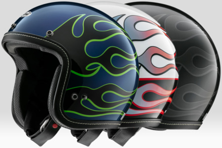 アライ「クラシックエア」に新色“チョッパー”登場｜王道ジェットに映えるフレイムスが熱い