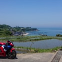 棚田とバイク