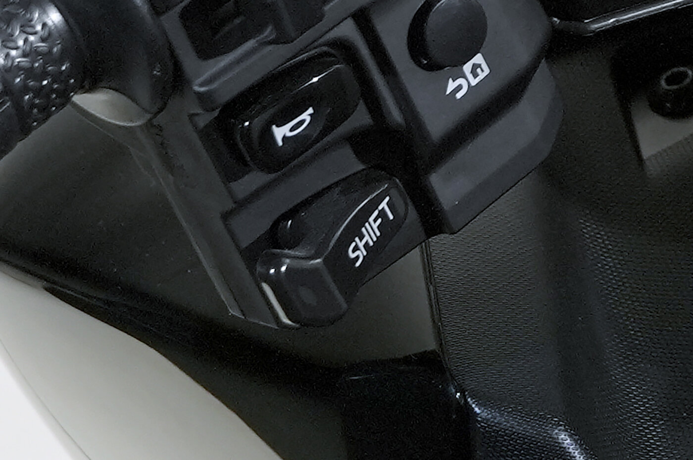 AEROX_部分1