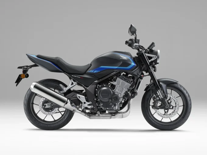 【公式】新型400ccネイキッド『CB400 SUPER FOUR E-Clutch』の価格と発売日が決定！ シリーズ最高58馬力＆14kgもの軽量化!? 完全に「旧CB400SF」を超えた!?【Honda2026新車ニュース】