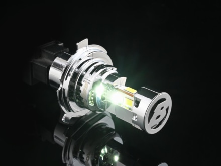 デイトナがバルブ交換だけのLEDヘッドライトバルブ、ZX  & R2を発売