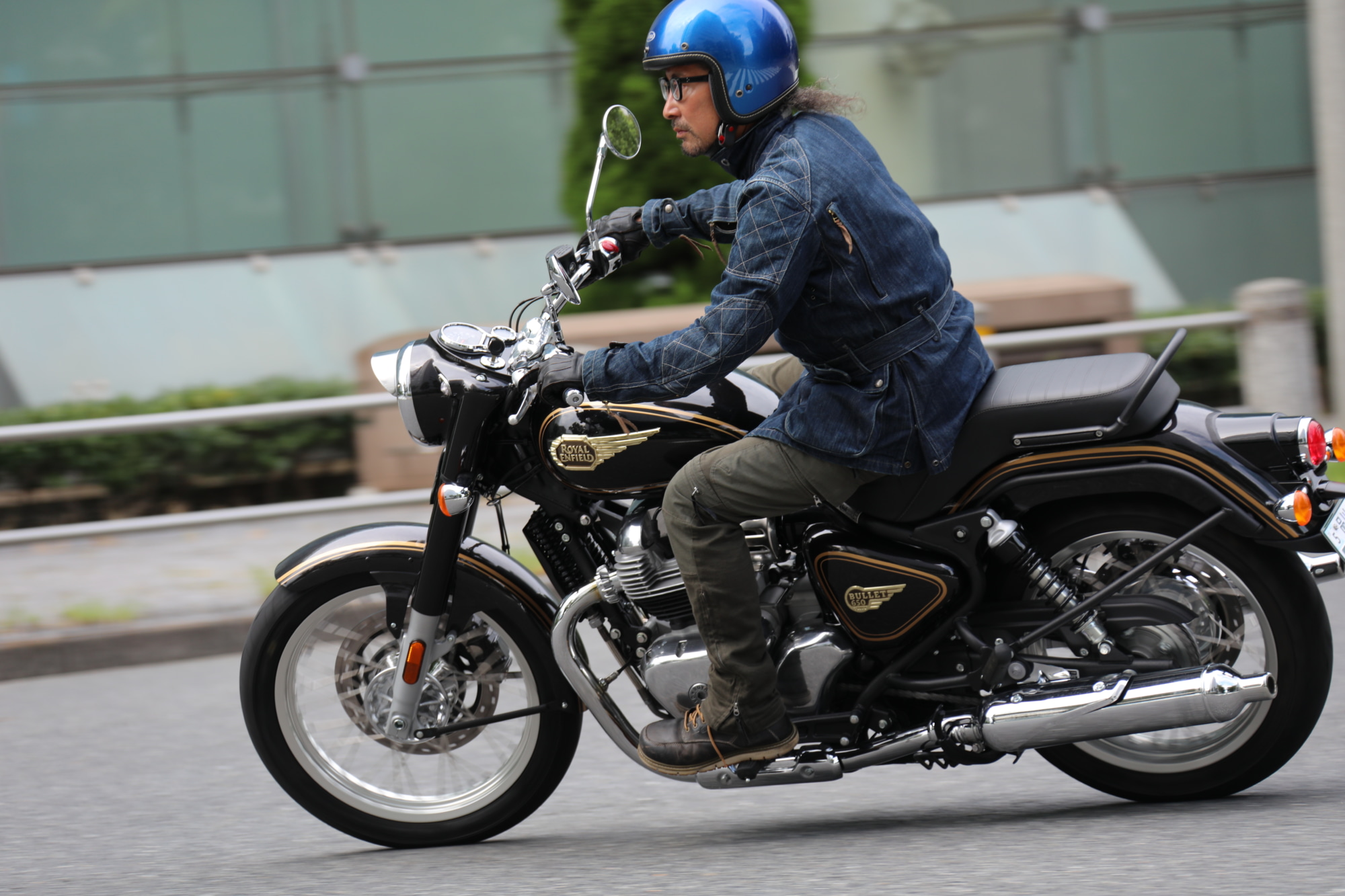 BULLIT650
