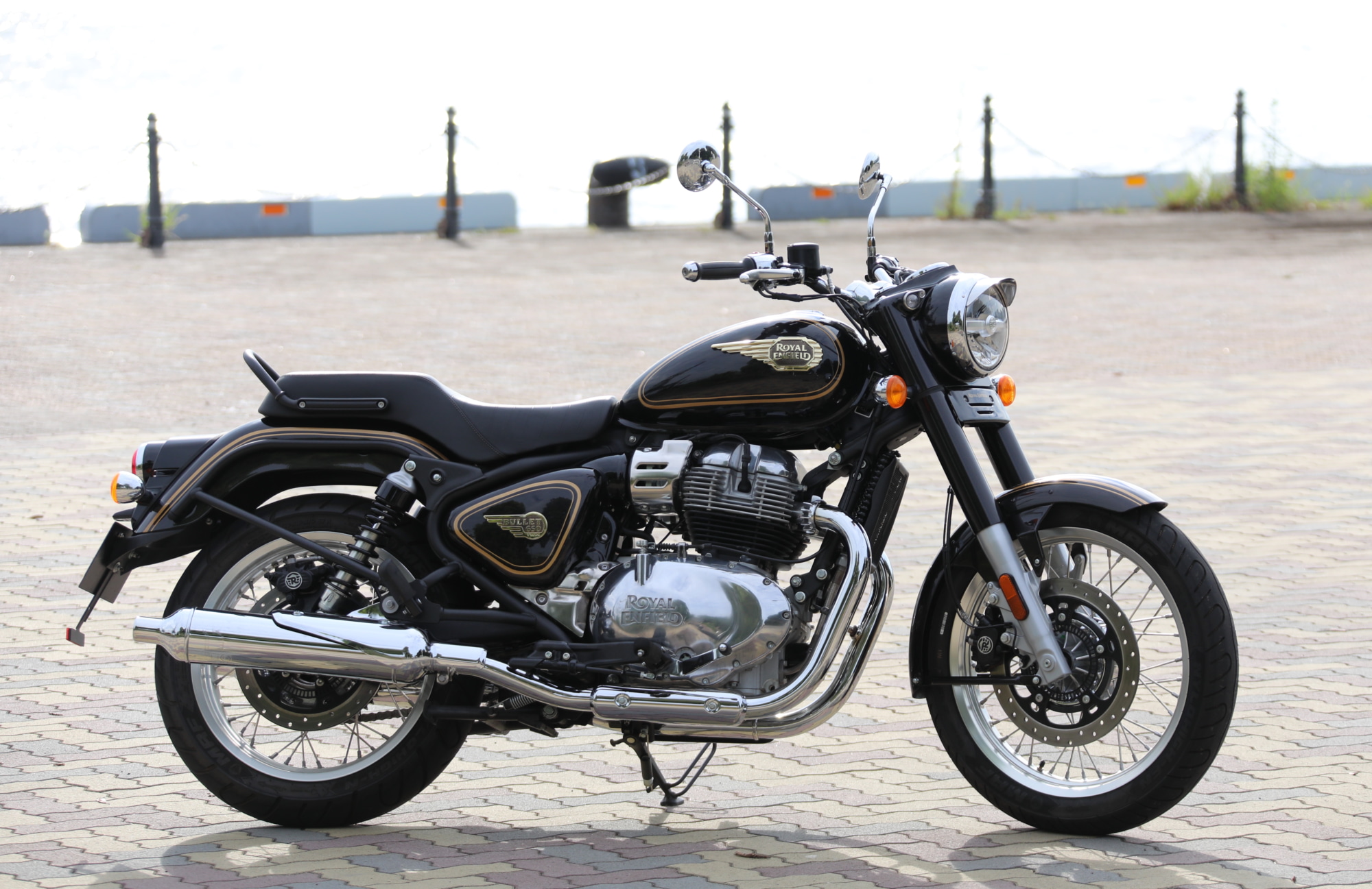 BULLET650
