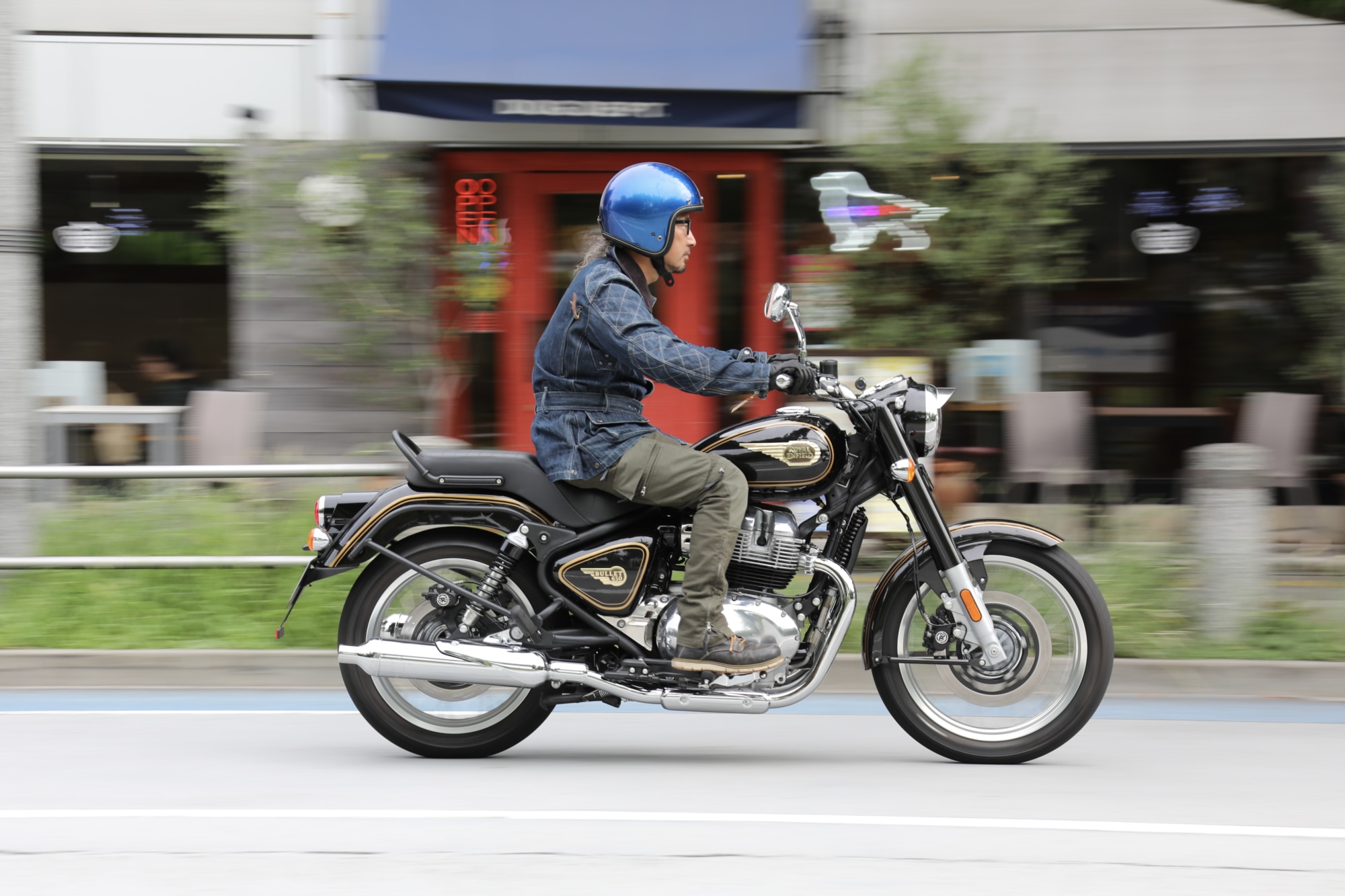 BULLIT650